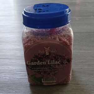 Pink Zebra Garden Lilac scented sprinkles 1.38 pounds  New